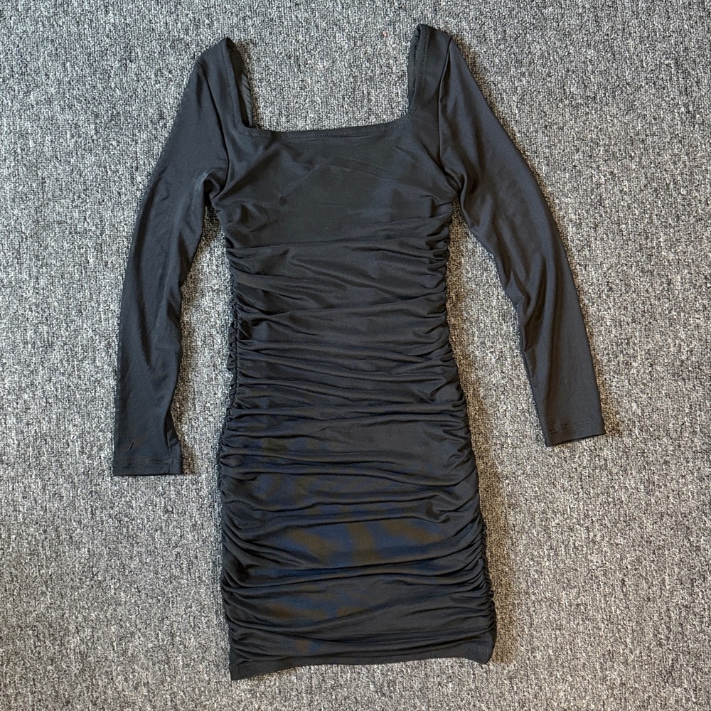 Girls Mini Ruched Dress Black small (8-9 yrs)